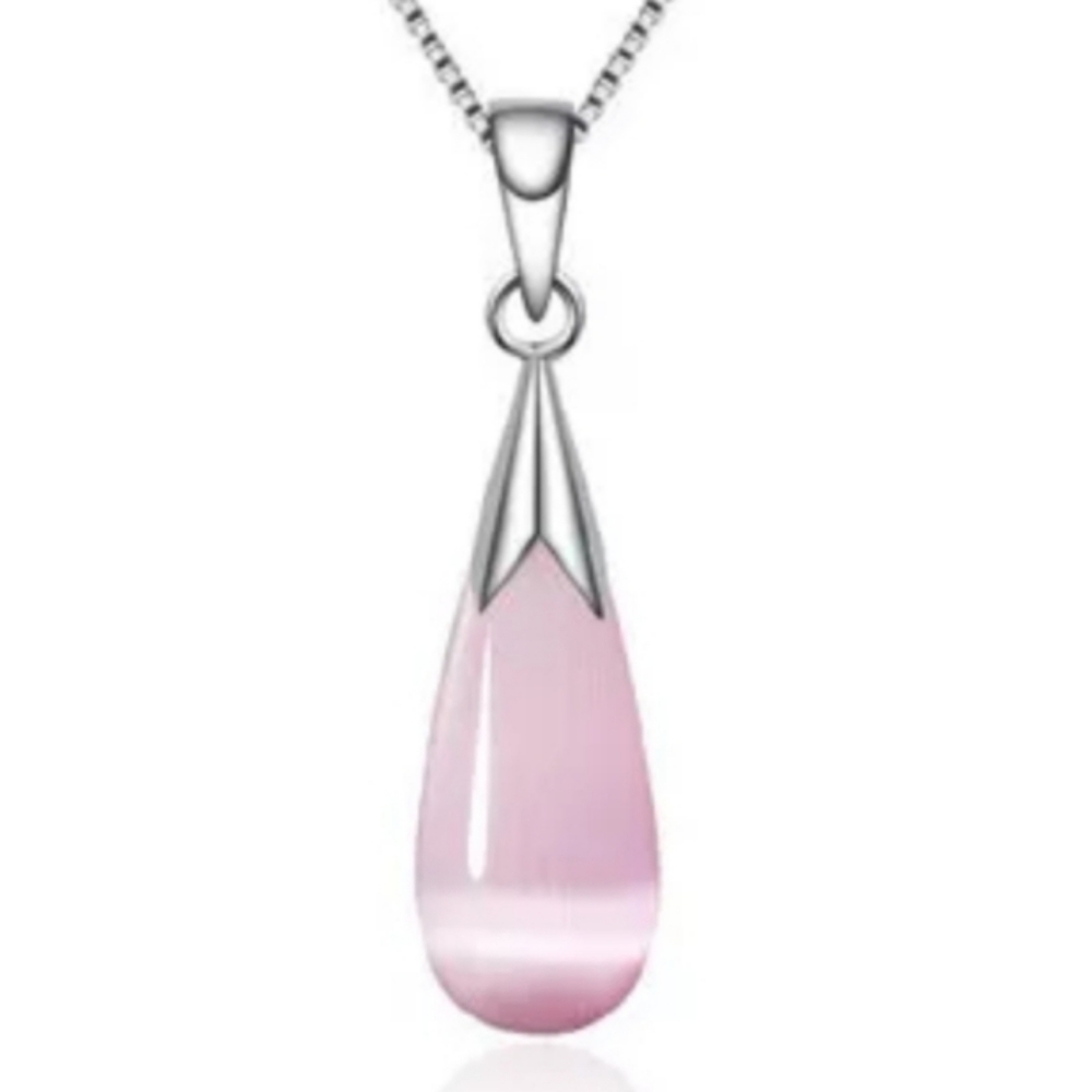 🎀925 Stunning Opal Pendant